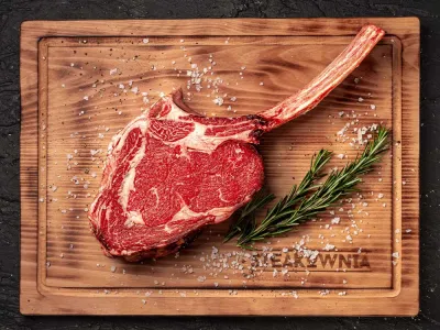 Tomahawk suchodojrzewający